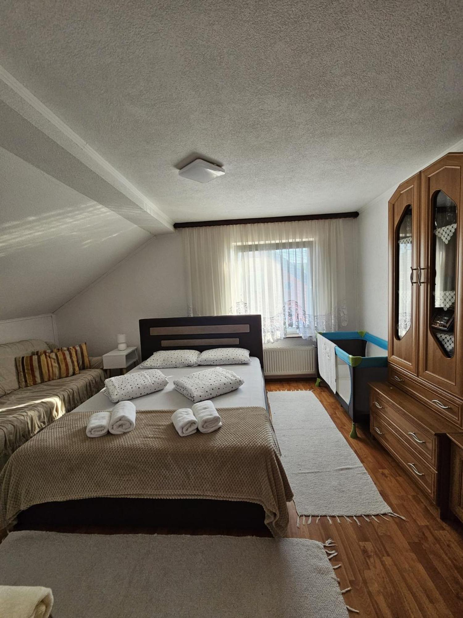 Holiday Home Peaceful Retreat Visoko Exterior photo